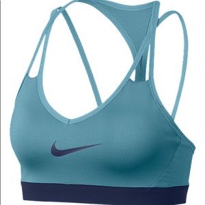 Nike pro Indy cooling sports bra